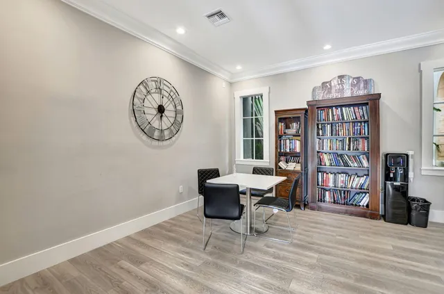 a view of building with an outdoor space