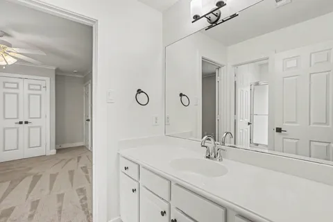 $529,999 | 1470 Springrock Lane, Unit 6, Houston, TX 77055