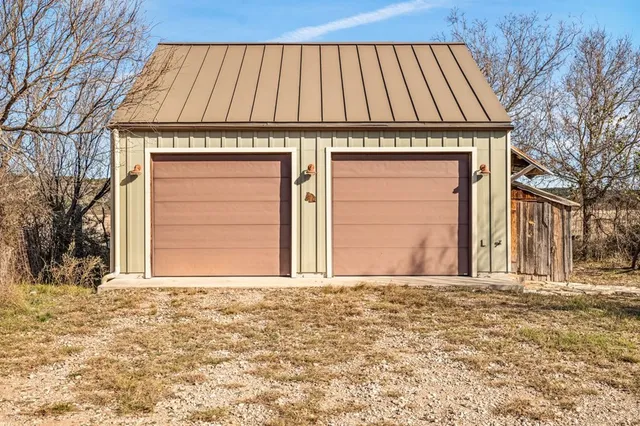 $1,950,000 | 9402 Doss-Spring Creek Road, Doss, TX 78618