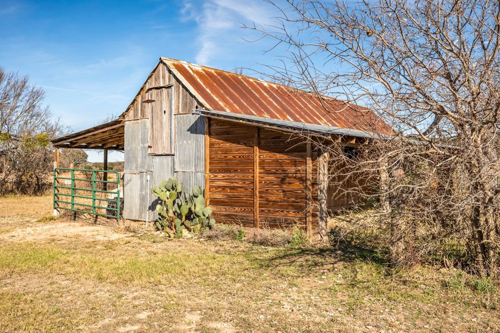 9402 Doss-Spring Creek Road Doss, TX 78618 - Photo 61 of 78