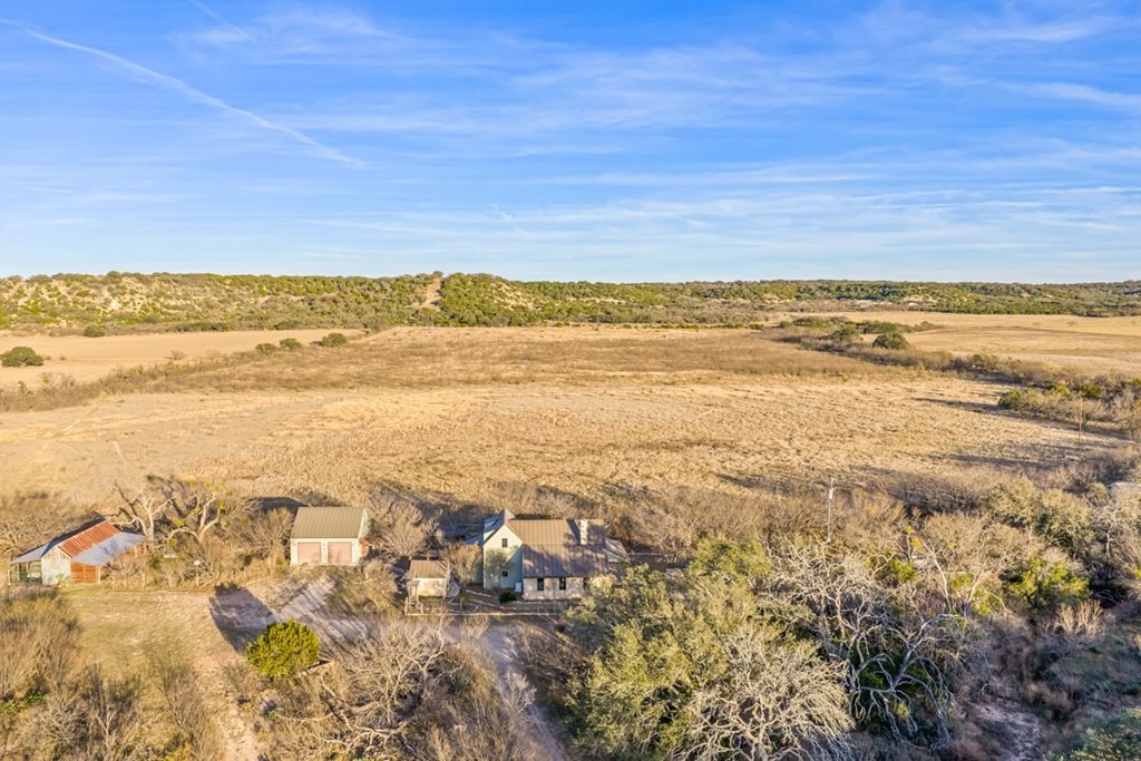 9402 Doss-Spring Creek Road Doss, TX 78618 - Photo 73 of 78