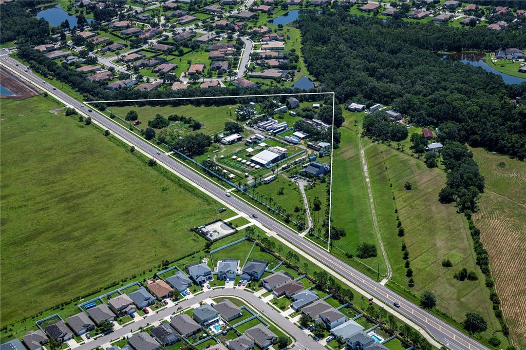 211 Rye Road Northeast Bradenton, FL 34212 - Photo 3 of 6