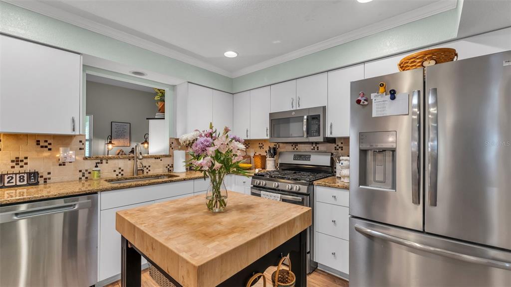 728 Canberra Road Winter Haven, FL 33884 - Photo 15 of 40