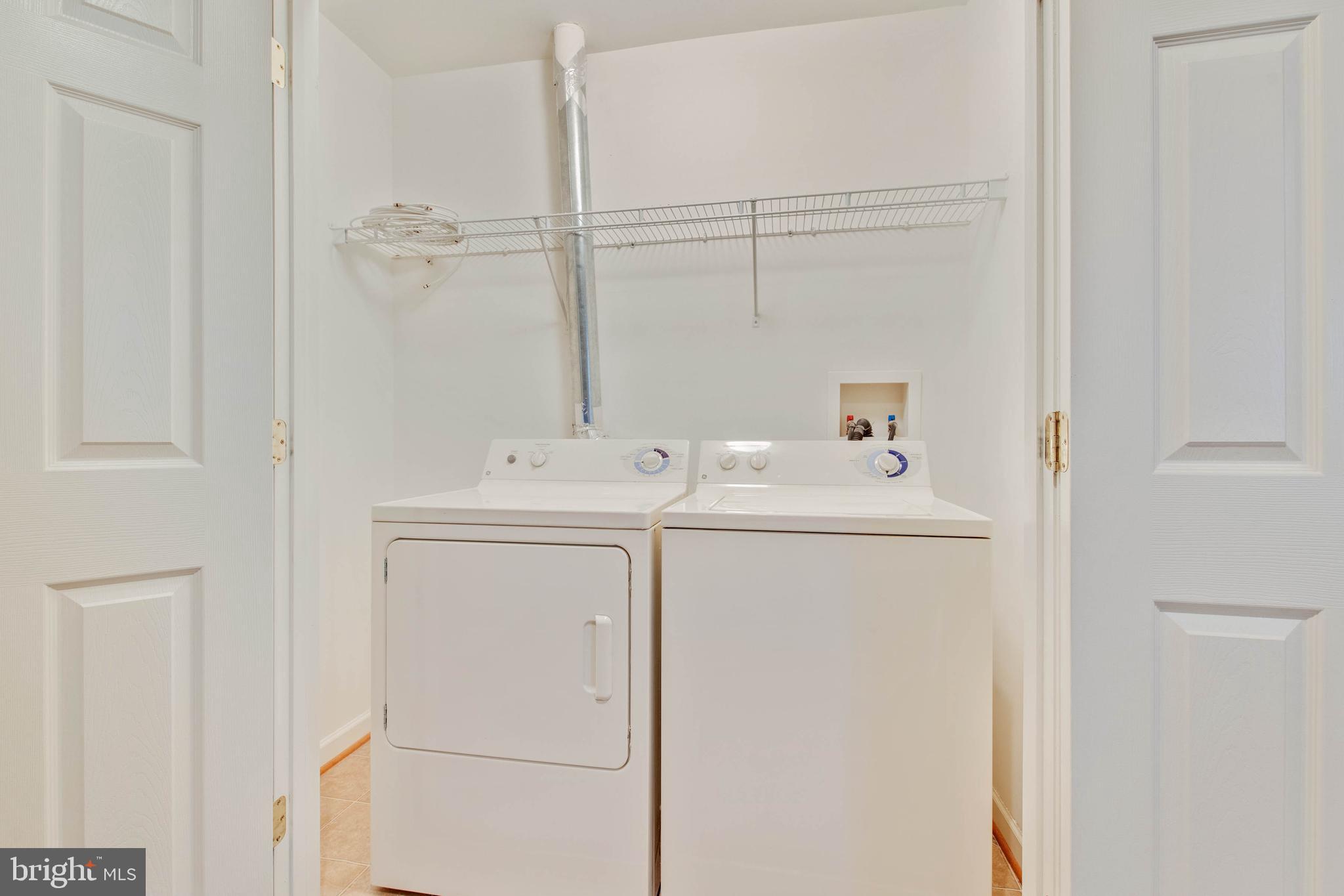 7025 Water Oak Road, Unit 35 Elkridge, MD 21075 - Photo 20 of 24 Full Size Washer Dryer