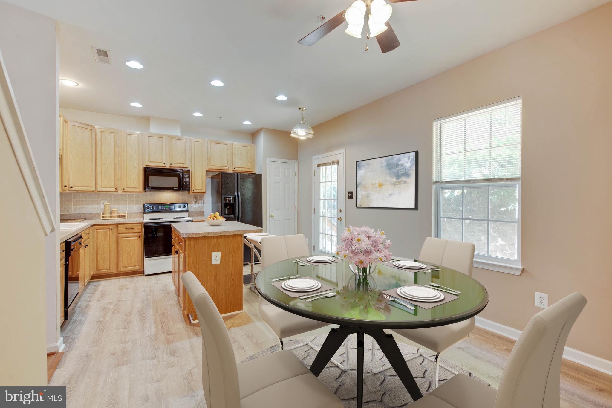 7025 Water Oak Road, Unit 35 Elkridge, MD 21075 - Photo 5 of 24 Beautifully Renovated Kitchen