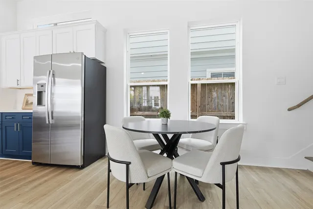 $2,400 | 8919 Sunshine Laverne Lane, Houston, TX 77080