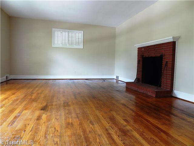 1206 Pinebluff Road Winston-Salem, NC 27103 - Photo 2 of 13 Living Room.