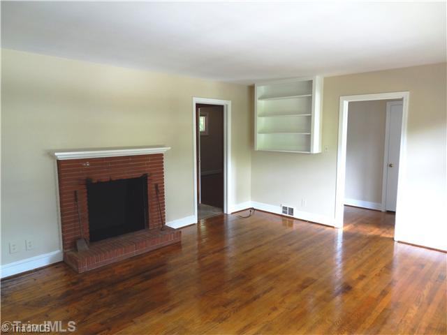 1206 Pinebluff Road Winston-Salem, NC 27103 - Photo 3 of 13 Living Room.
