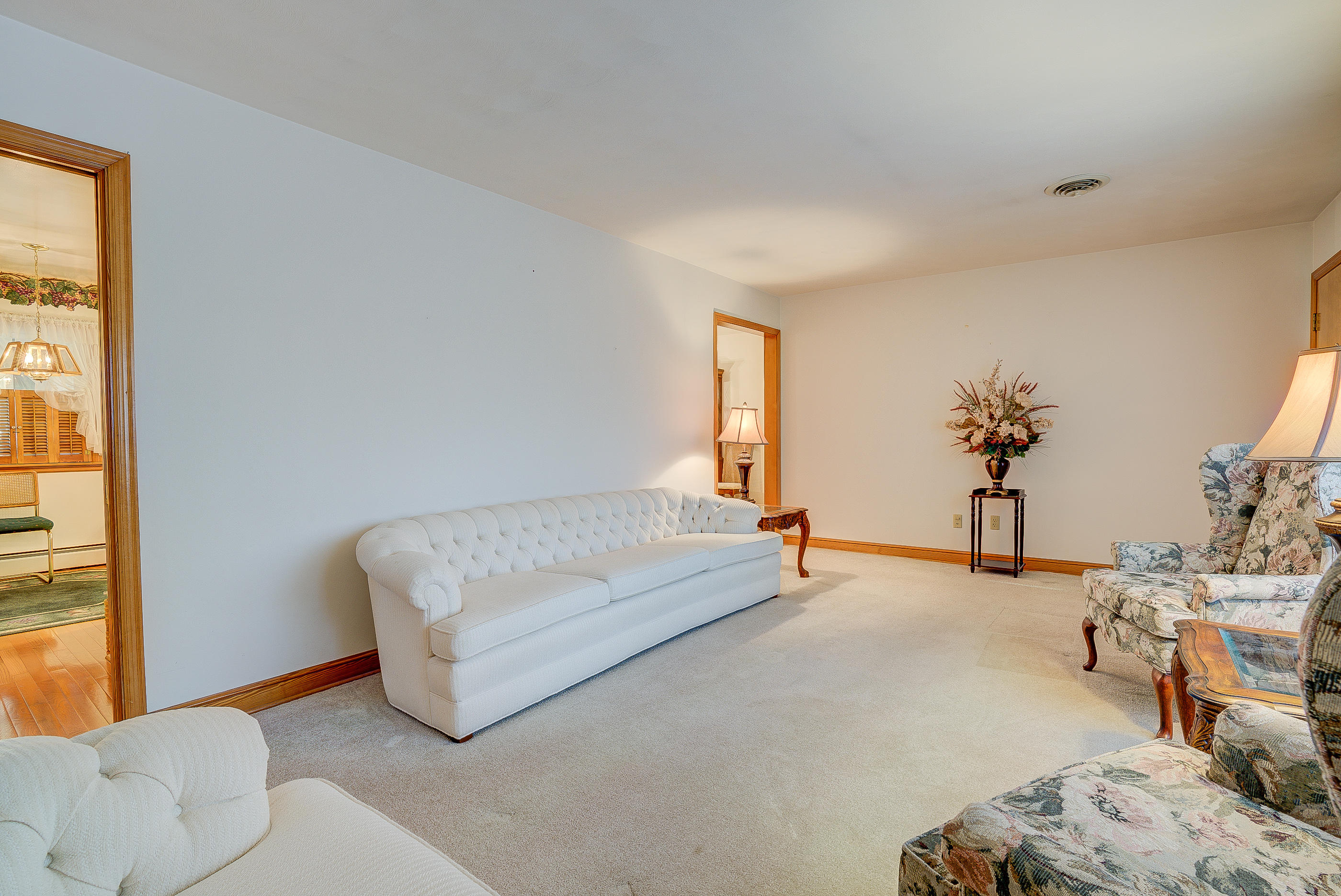 2422 Laura Road Northwest Roanoke, VA 24017 - Photo 18 of 30 140