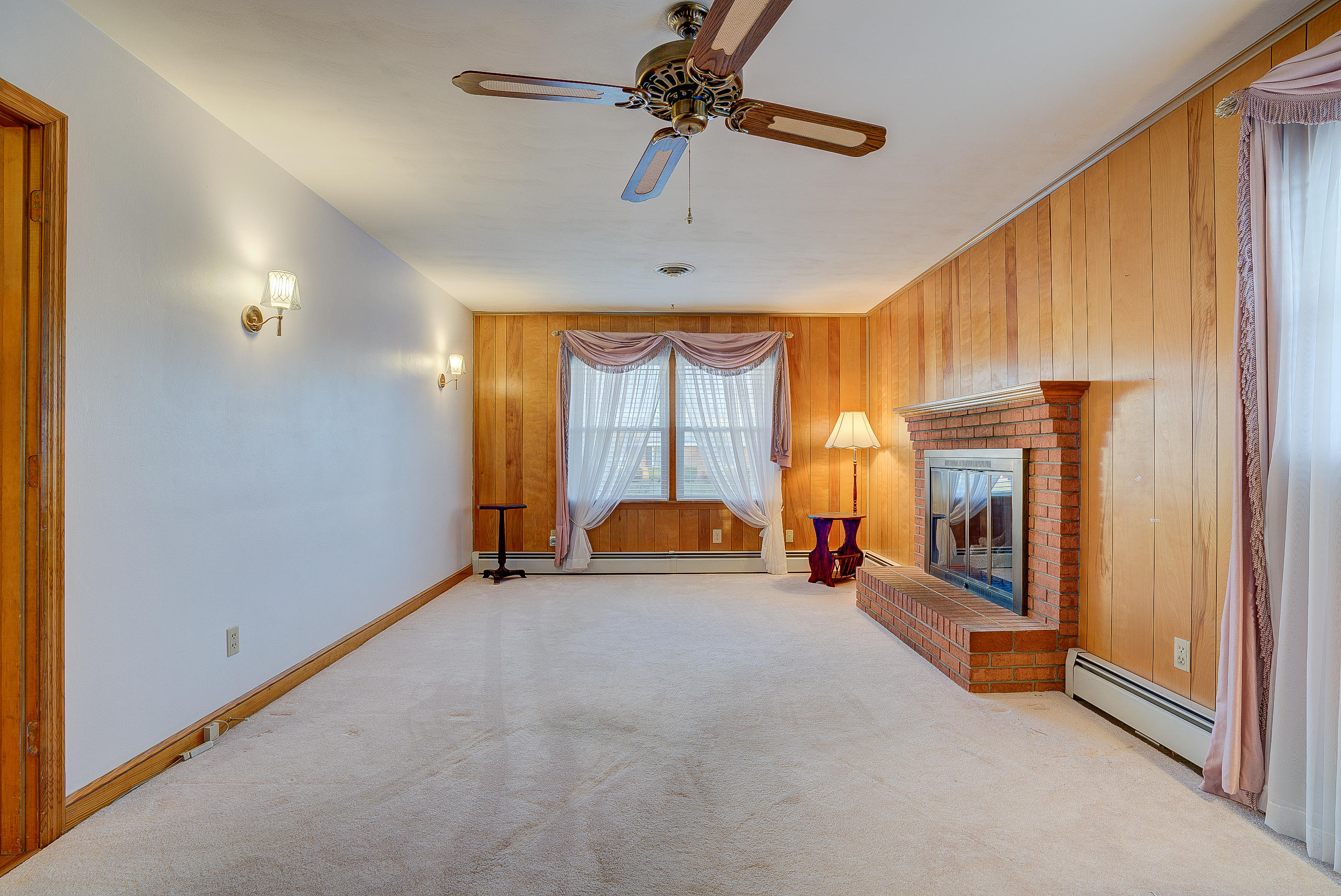 2422 Laura Road Northwest Roanoke, VA 24017 - Photo 19 of 30 141