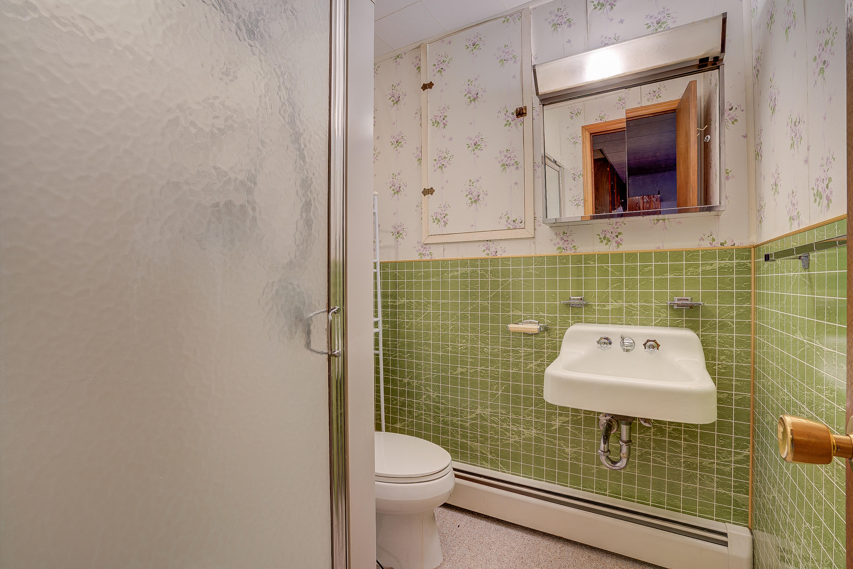 2422 Laura Road Northwest Roanoke, VA 24017 - Photo 29 of 30 158