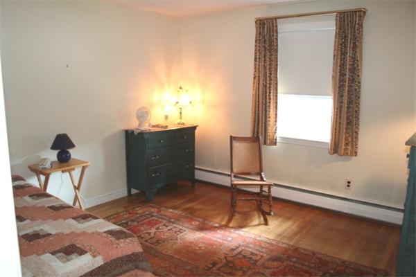 12 Doncaster Road Lynnfield, MA 01940 - Photo 8 of 12 Gallery Image 8