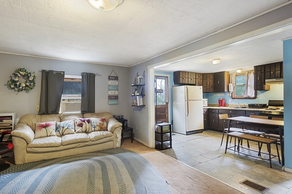 31 Churchill Road Templeton, MA 01468 - Photo 33 of 41 Gallery Image 33