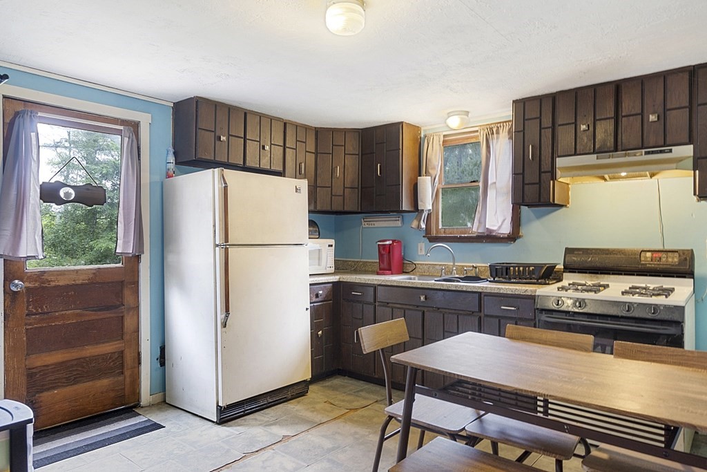 31 Churchill Road Templeton, MA 01468 - Photo 36 of 41 Gallery Image 36