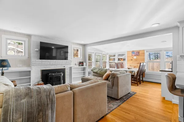 $499,900 | 10 Beach Road, Pembroke, MA 02359