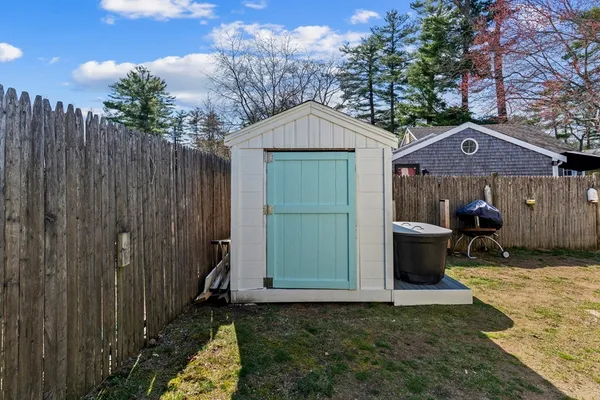 $499,900 | 10 Beach Road, Pembroke, MA 02359