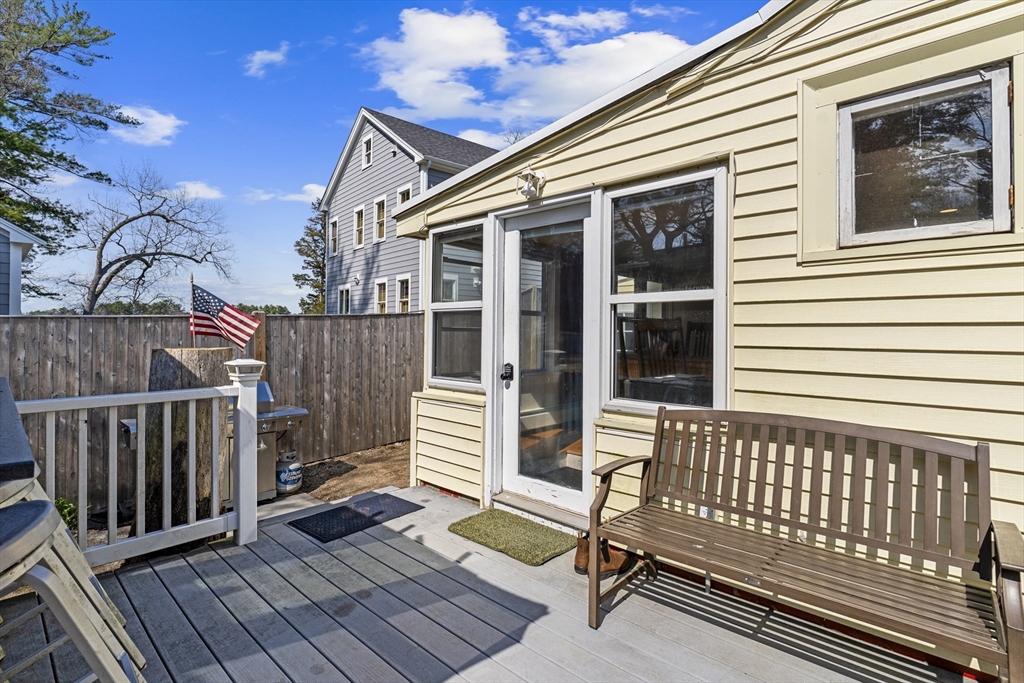 10 Beach Road Pembroke, MA 02359 - Photo 24 of 37