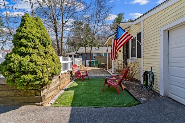 $499,900 | 10 Beach Road, Pembroke, MA 02359