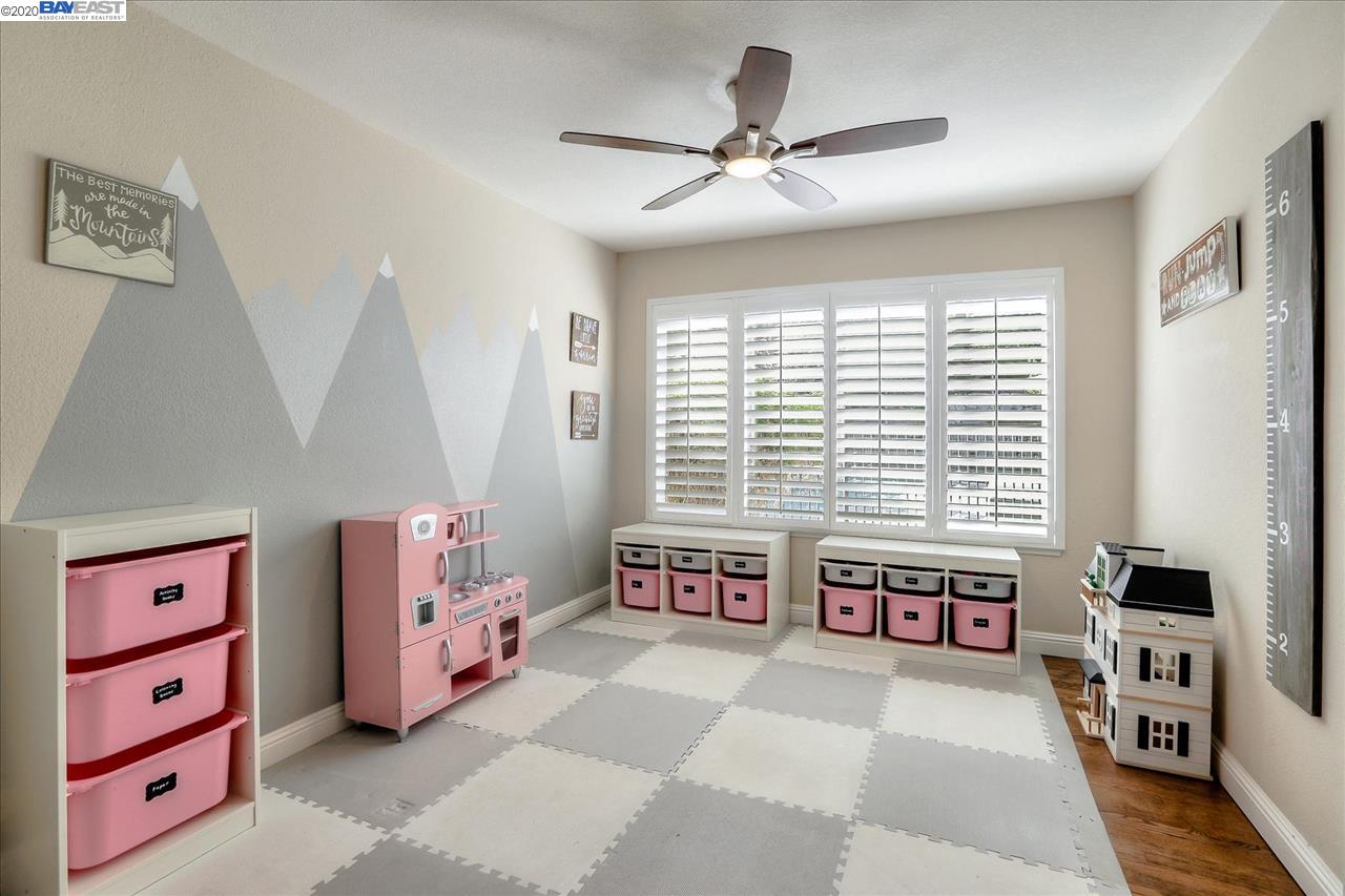 131 Castleford Circle Danville, CA 94526 - Photo 17 of 39