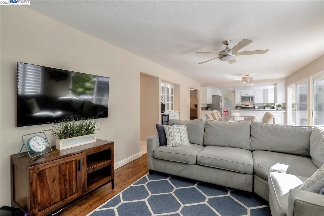 131 Castleford Circle Danville, CA 94526 - Photo 9 of 39