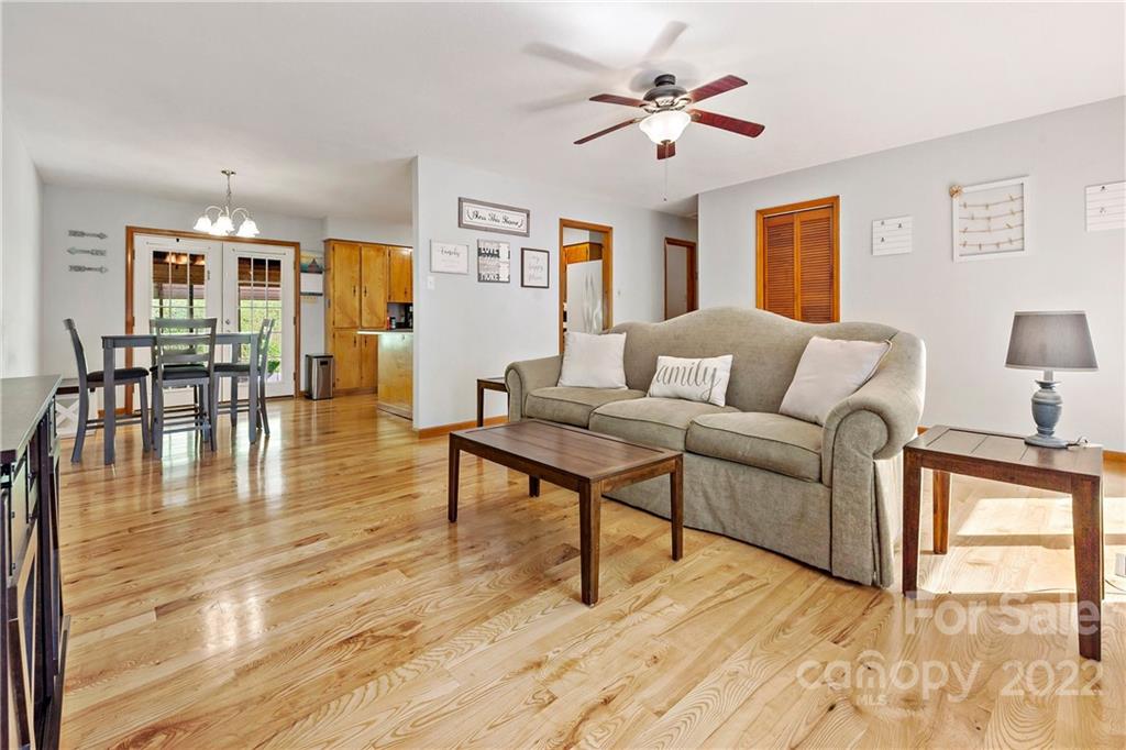 309 Poteat Road Marion, NC 28752 - Photo 8 of 30 Gallery Image 8