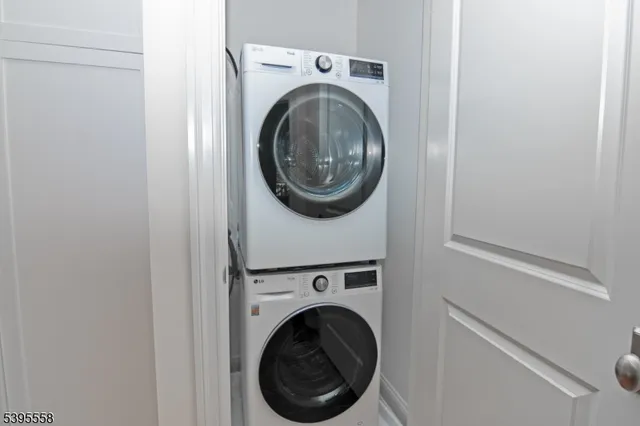 $5,300 | 29 Euclid Avenue, Unit 203, Summit, NJ 07901