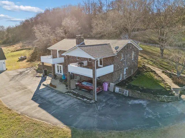 $550,000 | 411 Mountain View Drive, Pulaski, TN 38478