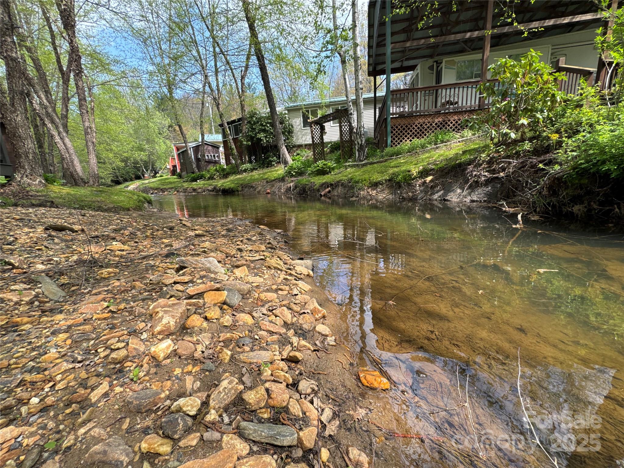 195 Finch Way, Unit 7 West Jefferson, NC 28694 - Photo 35 of 39 a view of lake
