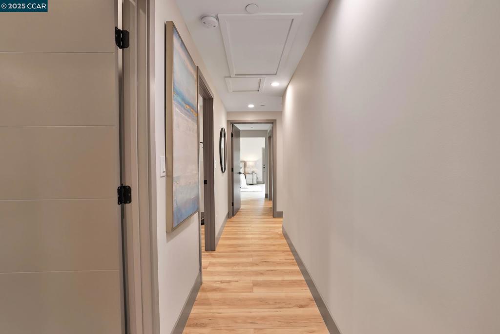 946 Risa Road Lafayette, CA 94549 - Photo 15 of 34 Hallway