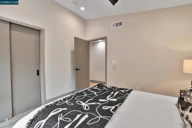 $6,000 | 946 Risa Road, Lafayette, CA 94549