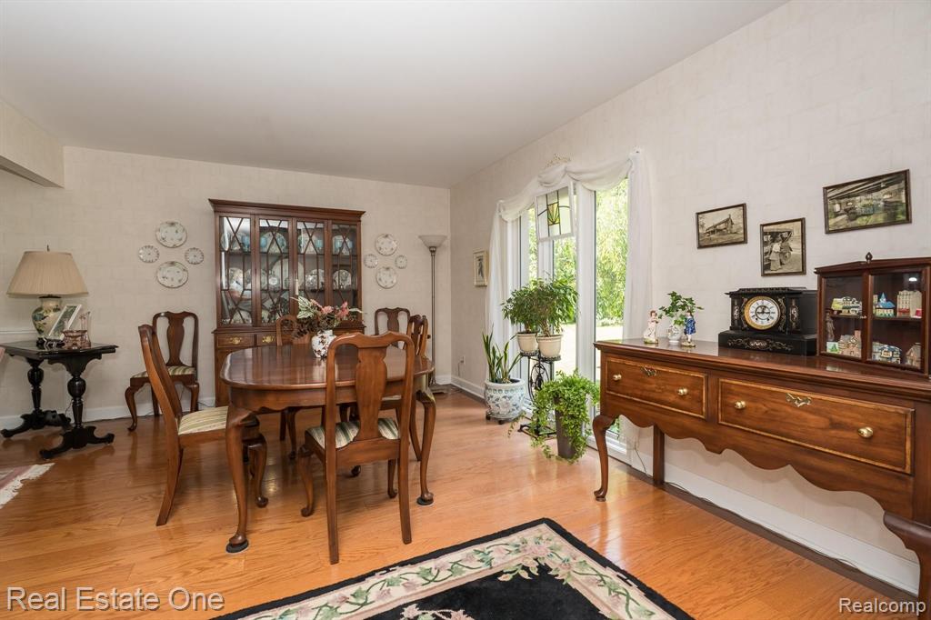 781 Dutton Road Rochester Hills, MI 48306 - Photo 11 of 33