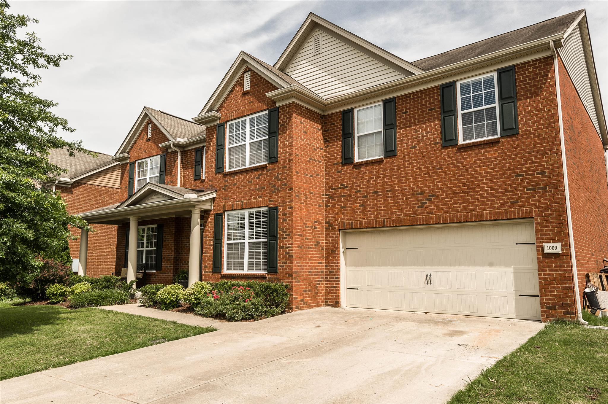 1009 Merrick Road Hendersonville, TN 37075 - Photo 3 of 26 Gallery Image 3