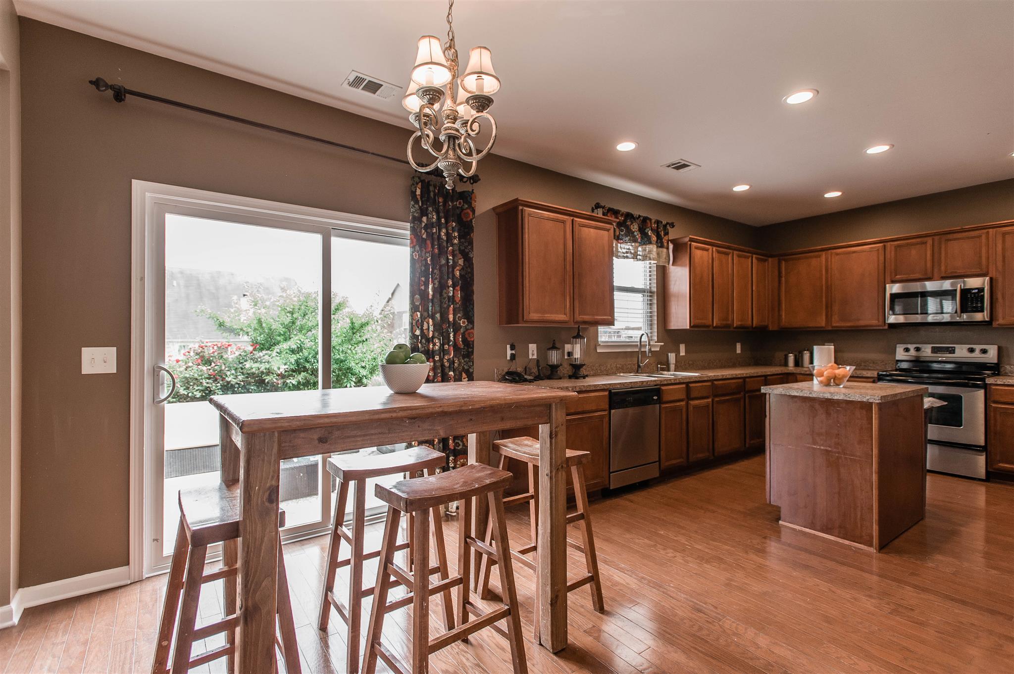 1009 Merrick Road Hendersonville, TN 37075 - Photo 10 of 26 Gallery Image 10