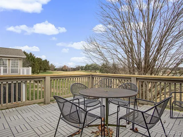 $325,000 | 630 Hamacher Street, Waterloo, IL 62298