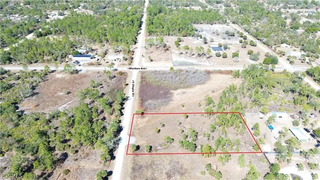 a view of a multi story building