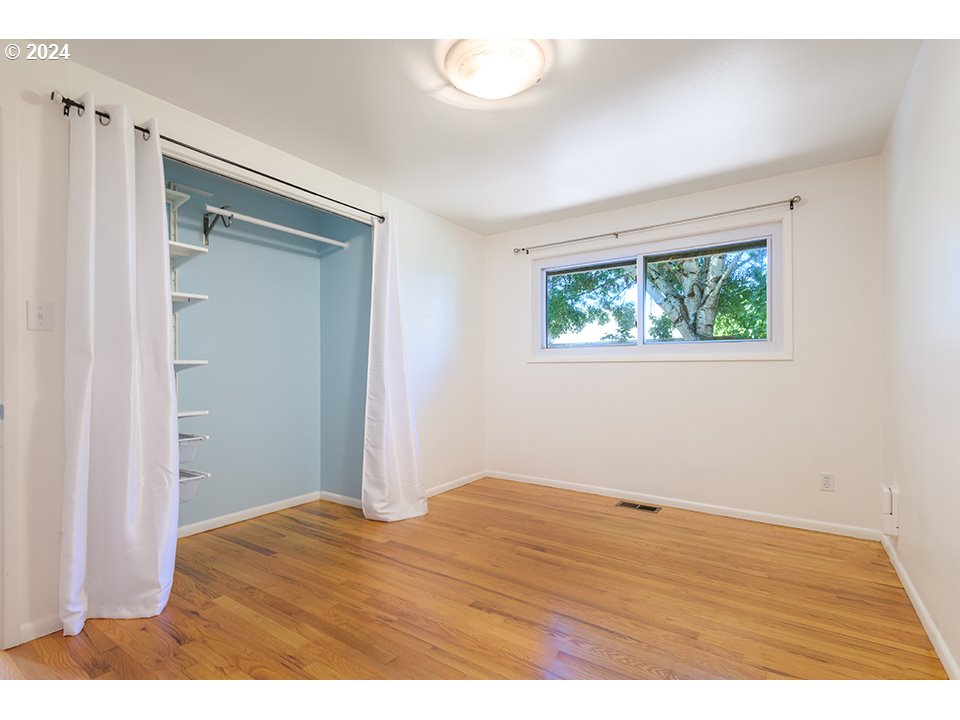 12175 Southwest 9th Street Beaverton, OR 97005 - Photo 26 of 37 Gallery Image 26