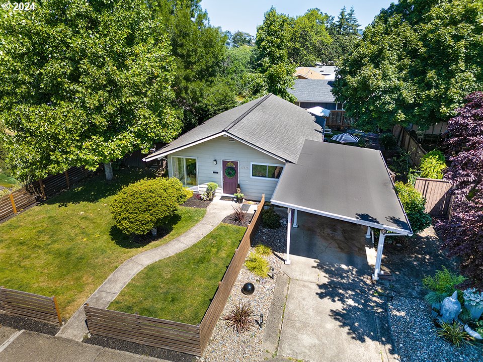 12175 Southwest 9th Street Beaverton, OR 97005 - Photo 35 of 37 Gallery Image 35