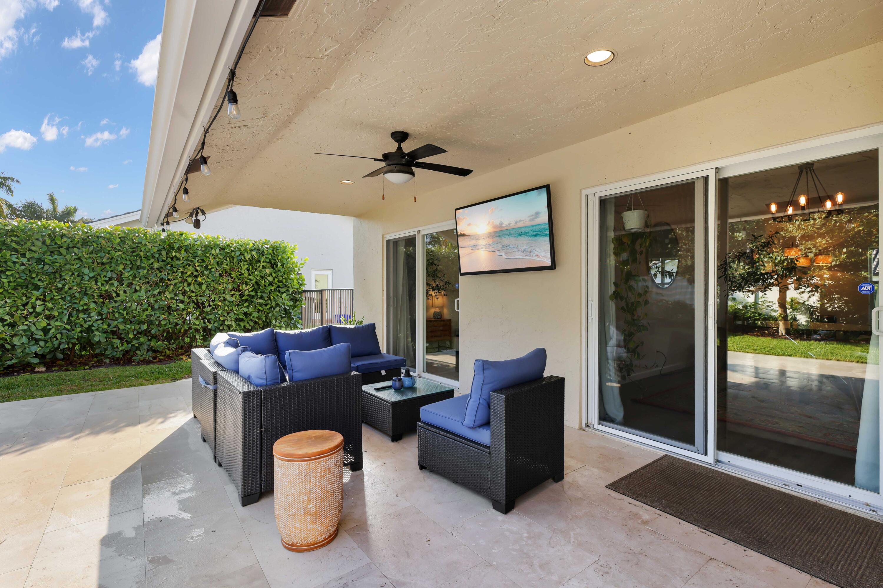 319 Sequoia Lane Boca Raton, FL 33487 - Photo 29 of 37 2J9A6668