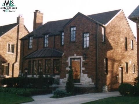220 Fisher Road Grosse Pointe, MI 48230 - Photo 1 of 8 809948.JPG