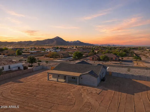 $685,000 | 6897 West Appaloosa Trail, Coolidge, AZ 85128