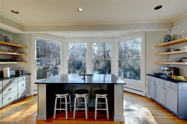 $8,000 | 37 Barnes Street, Providence, RI 02906