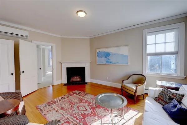 $8,000 | 37 Barnes Street, Providence, RI 02906