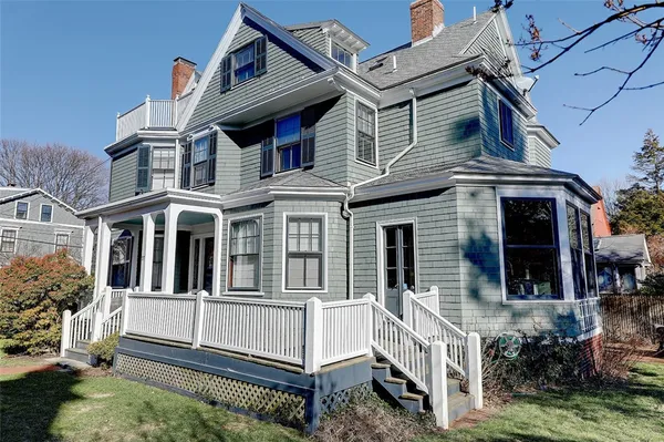 $8,000 | 37 Barnes Street, Providence, RI 02906