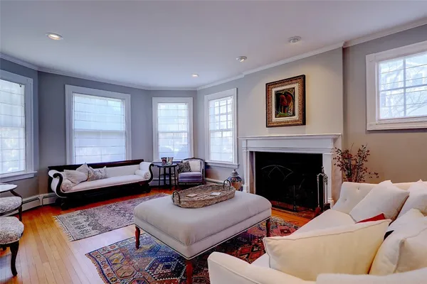 $8,000 | 37 Barnes Street, Providence, RI 02906