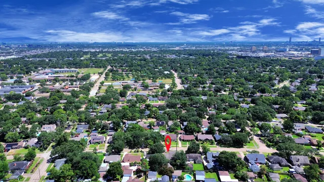 $384,000 | 8119 Concho Street, Houston, TX 77036