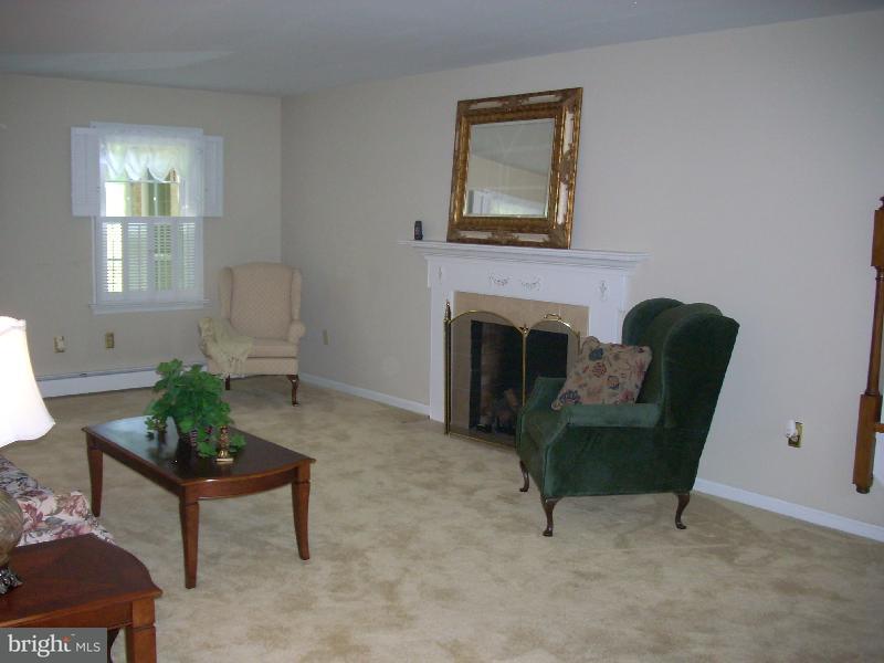 1416 Valley Road Lancaster, PA 17603 - Photo 8 of 21 Gallery Image 8