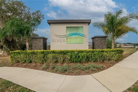 $469,000 | 7511 Rosewood Gdn Loop, Tampa, FL 33637