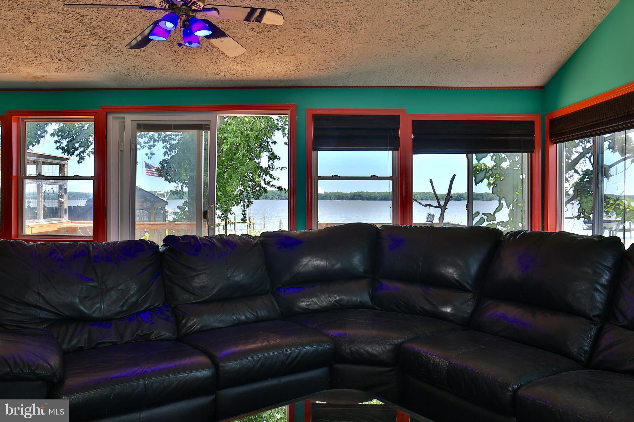 7334 Greenbank Road Baltimore, MD 21220 - Photo 10 of 23 Family Room
