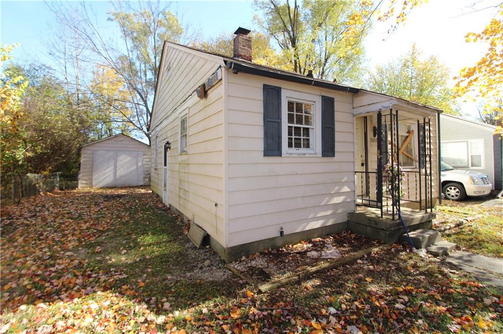 2017 North Riley Avenue Indianapolis, IN 46218 - Photo 3 of 23 Gallery Image 3