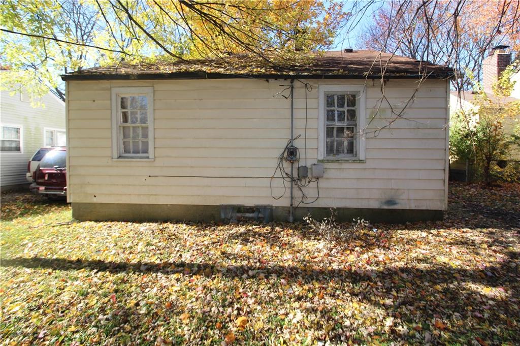2017 North Riley Avenue Indianapolis, IN 46218 - Photo 6 of 23 Gallery Image 6